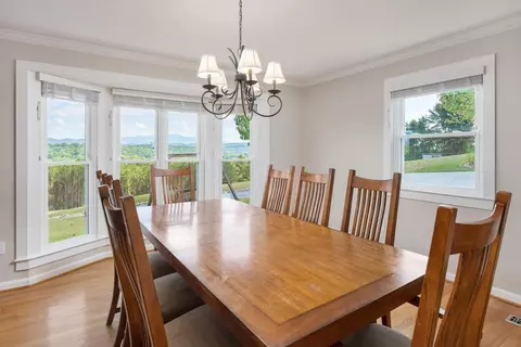 Dining - 300 Bullens Rd, Ocoee, TN 37361 photo 1 of 2