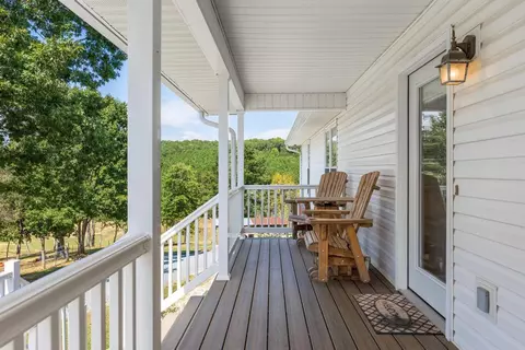 Exterior - 300 Bullens Rd, Ocoee, TN 37361 photo 4 of 13