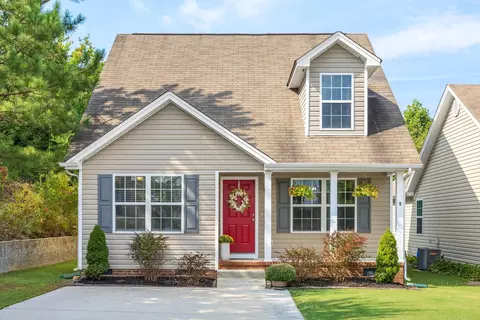 2141 Short Leaf Ln, Soddy Daisy, TN 37379