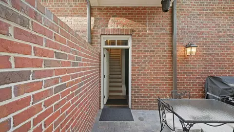 Exterior - 117 E 3rd St, Chattanooga, TN 37403 photo 4 of 9