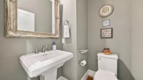 Bath - 117 E 3rd St, Chattanooga, TN 37403 photo 1 of 6