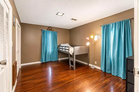 Bedroom - 122 Hazel Dr, Dalton, GA 30721 photo 3 of 8
