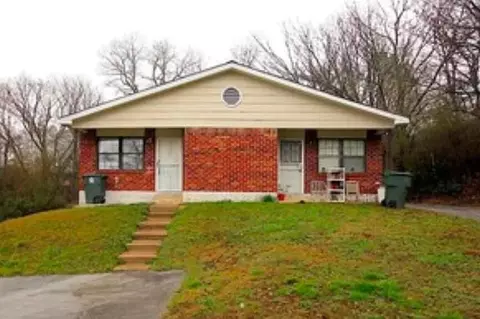 7822 Basswood Dr #7822/7824, Chattanooga, TN 37416