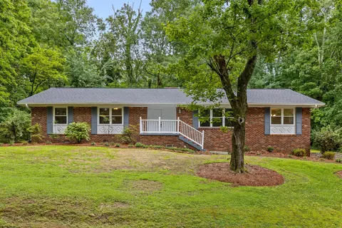 316 Green Gorge Rd, Signal Mountain, TN 37377