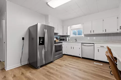 Kitchen - 12 Cedar St, Ringgold, GA 30736 photo 2 of 5