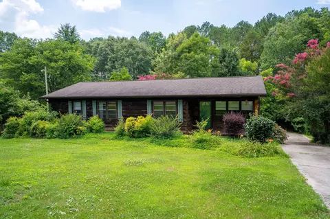 417 Mcfoilton Ln, Scottsboro, AL 35768