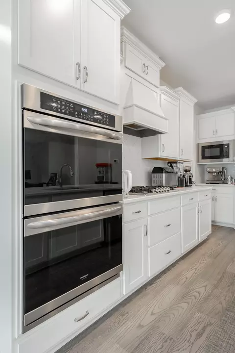 Kitchen - 1714 Buttonwood Loop, Chattanooga, TN 37421 photo 4 of 6