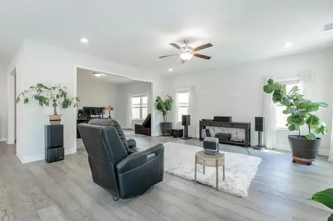 Living - 1714 Buttonwood Loop, Chattanooga, TN 37421 photo 3 of 5