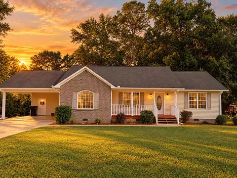 201 Briarwood Cir, Summerville, GA 30747