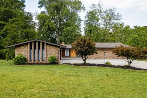825 Everhart Dr NW, Cleveland, TN 37311