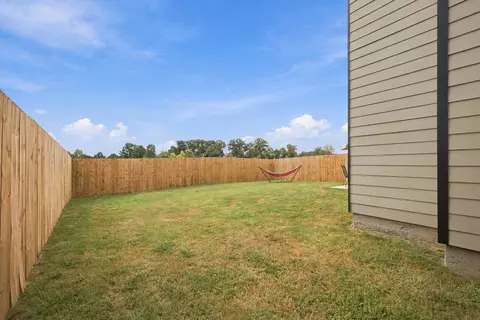 Exterior - 6738 Dharma Loop, Chattanooga, TN 37412 photo 6 of 7