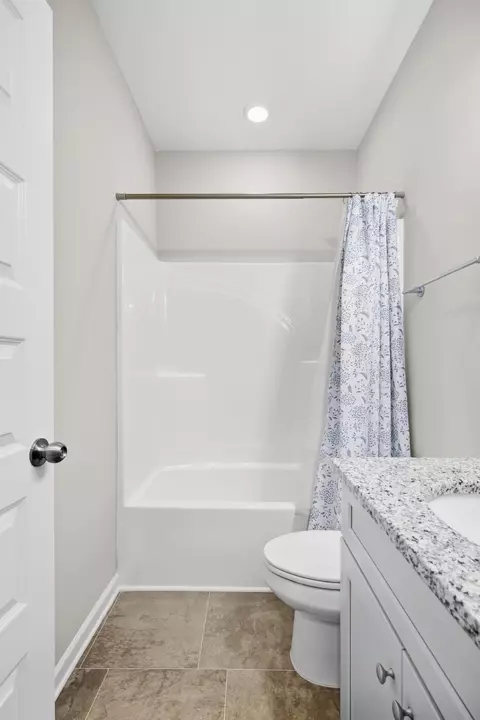 Bath - 6738 Dharma Loop, Chattanooga, TN 37412 photo 5 of 5
