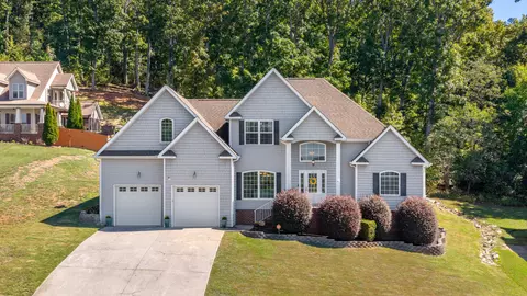 461 Autumn Trl, Ringgold, GA 30736