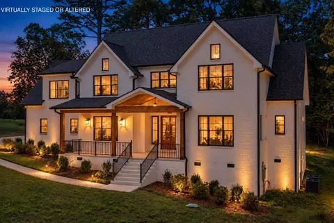 1825 Sawyer Farms Ln, Signal Mountain, TN 37377