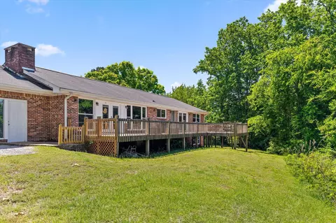 1653 Clearview Dr, Ringgold, GA 30736