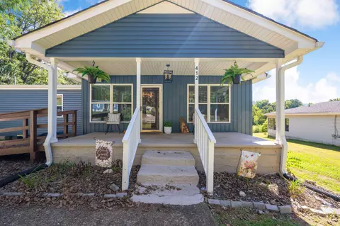 412 Isbill Rd, Chattanooga, TN 37419