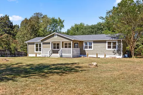 8900 N Ga 301 Hwy, Trenton, GA 30752