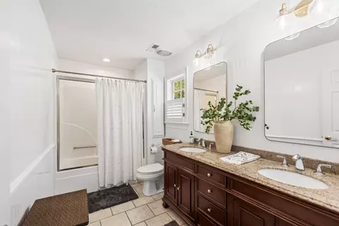 Bath - 151 Daffron Rd, Ringgold, GA 30736 photo 7 of 7