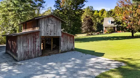 Exterior - 151 Daffron Rd, Ringgold, GA 30736 photo 2 of 30