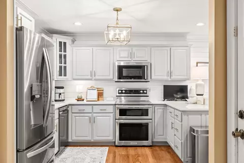 Kitchen - 151 Daffron Rd, Ringgold, GA 30736 photo 1 of 7