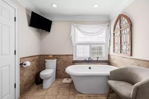Bath - 151 Daffron Rd, Ringgold, GA 30736 photo 5 of 7