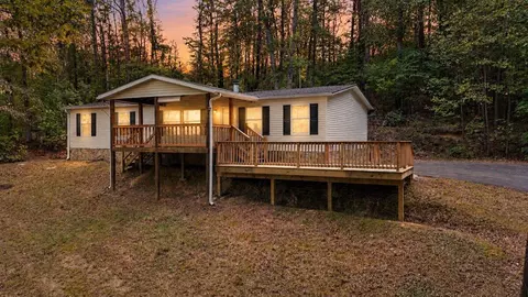 887 W Cove Rd, Chickamauga, GA 30707