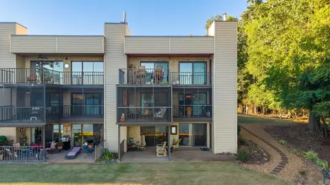 4312 Lakeshore Ln #202, Chattanooga, TN 37415