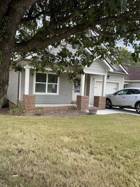 104 Battle Farm Ct, Rock Spring, GA 30739