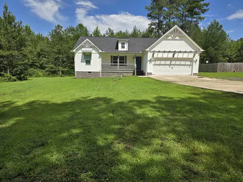 3384 Lake Kathy Rd, Tunnel Hill, GA 30755
