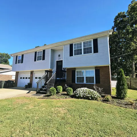 105 Semmes Dr, Fort Oglethorpe, GA 30742