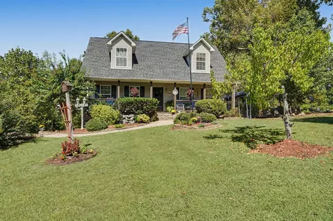 65 Sydney Ln, Tunnel Hill, GA 30755