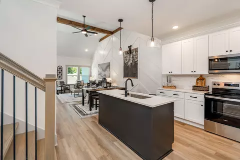 2221 Jenkins Rd #103, Chattanooga, TN 37421