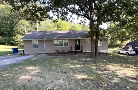 1577 Akins Dr, Chattanooga, TN 37411