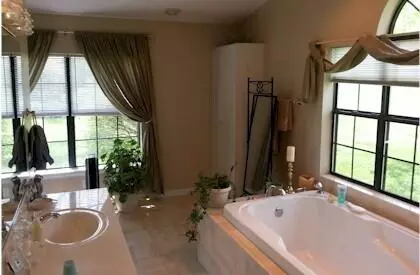 Bath - 80 Aaron Dr, Flintstone, GA 30725 photo 1 of 3