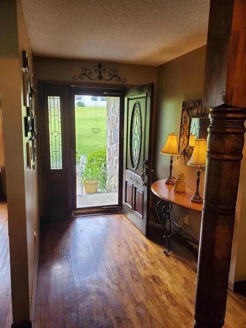 Entry Way - 80 Aaron Dr, Flintstone, GA 30725 photo 4 of 4