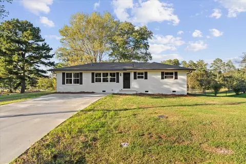 Exterior - 137 Meadow Brook Dr, Rock Spring, GA 30739 photo 4 of 8