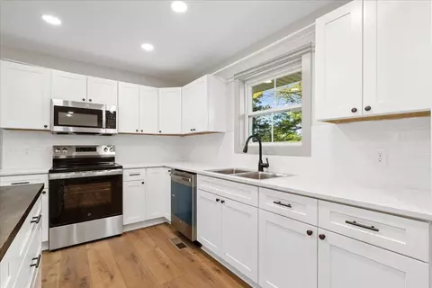 Kitchen - 137 Meadow Brook Dr, Rock Spring, GA 30739 photo 5 of 5