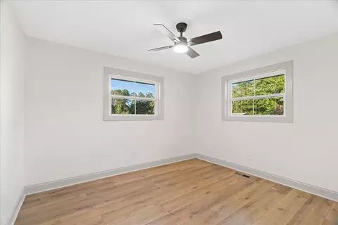Bedroom - 137 Meadow Brook Dr, Rock Spring, GA 30739 photo 5 of 6
