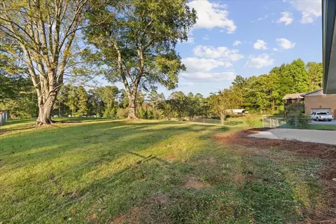 Exterior - 137 Meadow Brook Dr, Rock Spring, GA 30739 photo 6 of 8