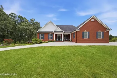 225 W Shore Dr, Rockwood, TN 37854