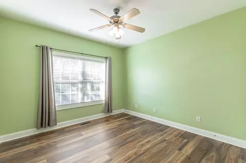 Bedroom - 49 Fallen Leaf Dr, Chickamauga, GA 30707 photo 2 of 4