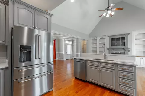 Kitchen - 49 Fallen Leaf Dr, Chickamauga, GA 30707 photo 5 of 5