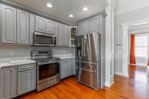Kitchen - 49 Fallen Leaf Dr, Chickamauga, GA 30707 photo 2 of 5