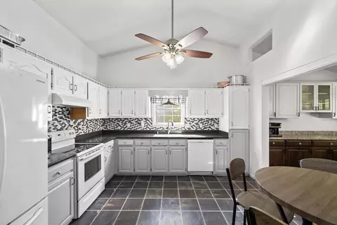 Kitchen - 331 Bethany Dr, Dalton, GA 30721 photo 1 of 4