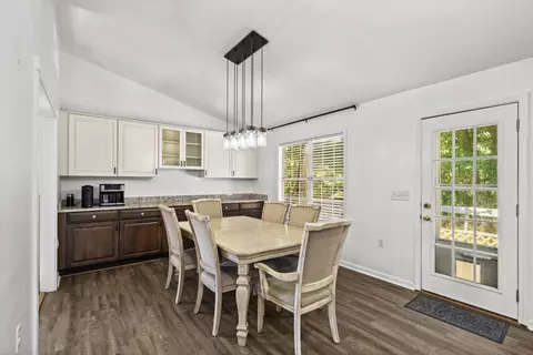 Dining - 331 Bethany Dr, Dalton, GA 30721 photo 2 of 4
