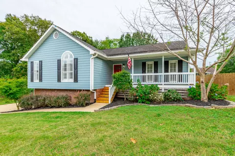 622 Ashbrook Dr, Hixson, TN 37343