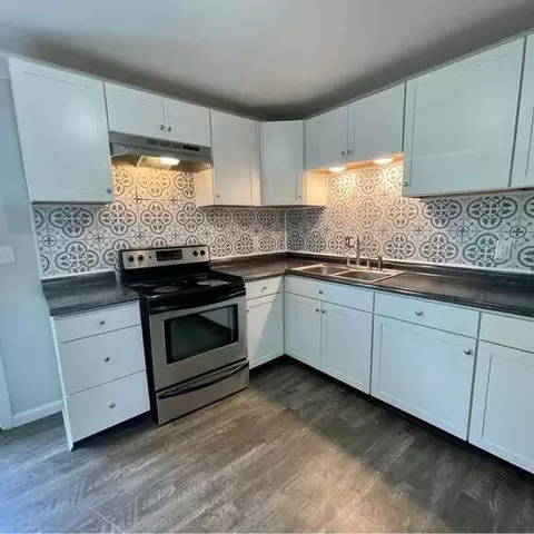 Kitchen - 505 507 Graham Cir, Rock Spring, GA 30739 photo 4 of 5