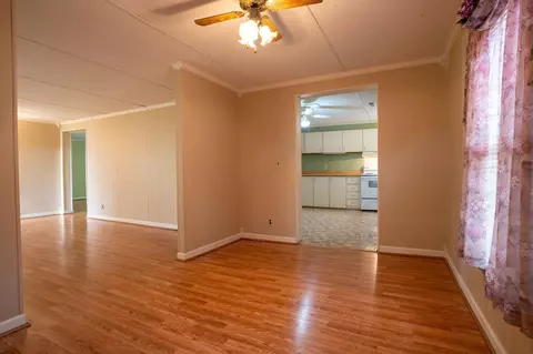Living - 3660 County Road 45, Stevenson, AL 35772 photo 7 of 9