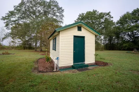 Exterior - 3660 County Road 45, Stevenson, AL 35772 photo 5 of 6