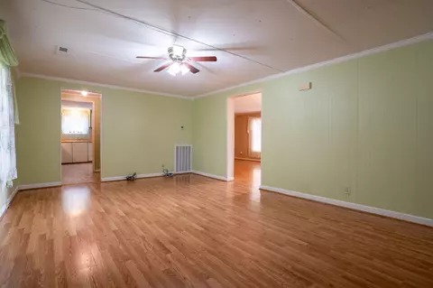 Living - 3660 County Road 45, Stevenson, AL 35772 photo 6 of 9
